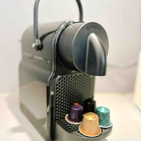 Le Dulys : 2 Prs, Vue Mer, Clim, 2 Min Plages Antibes